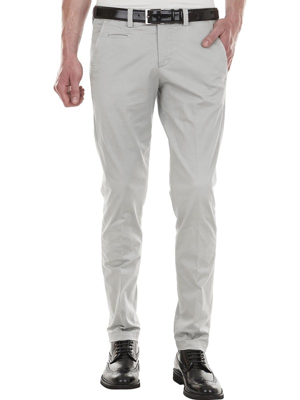 Theory Mens Brewer Soft Sateen Cotton Chino 