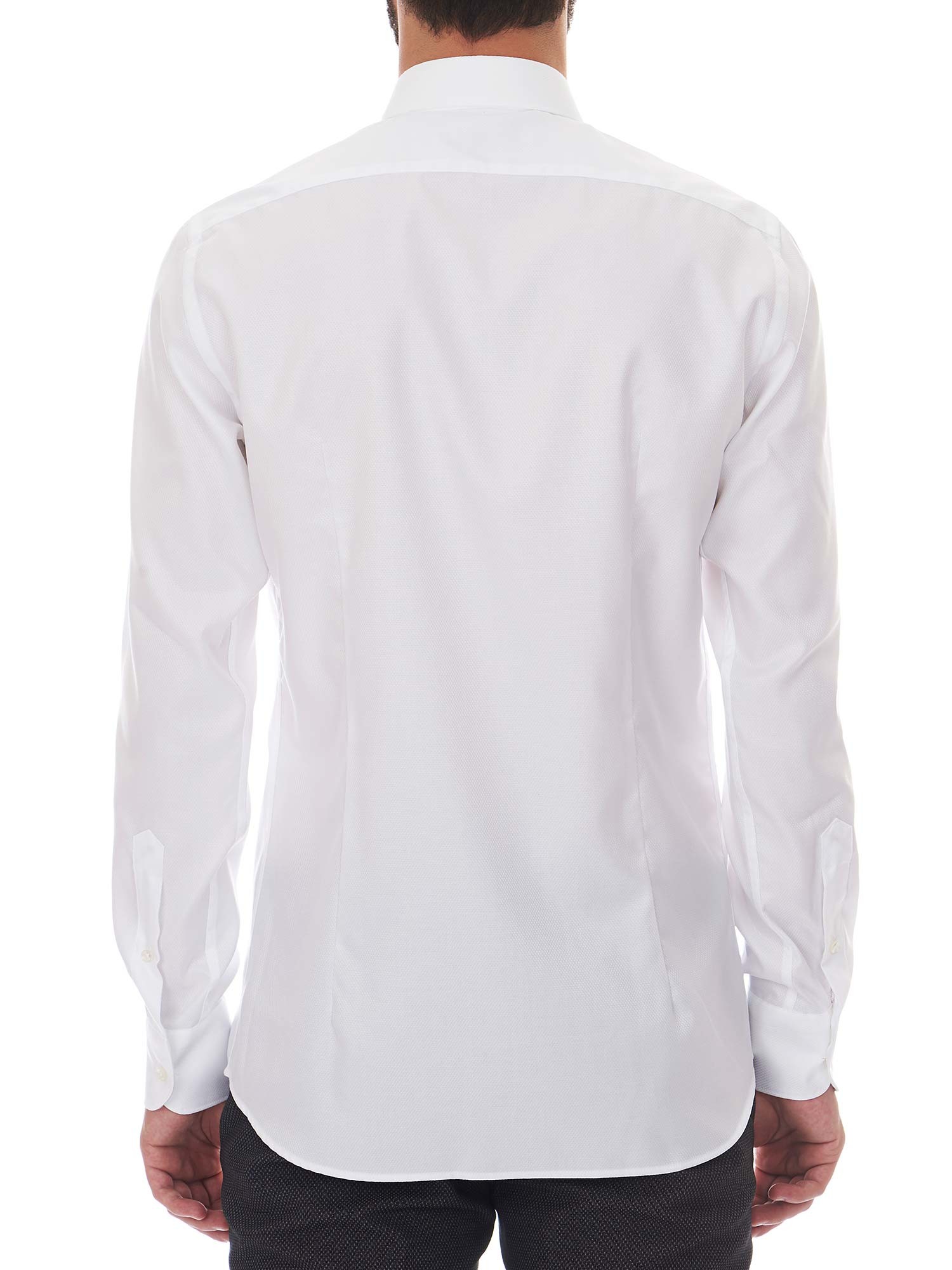 Classic white shirt with high-quality cotton fabric