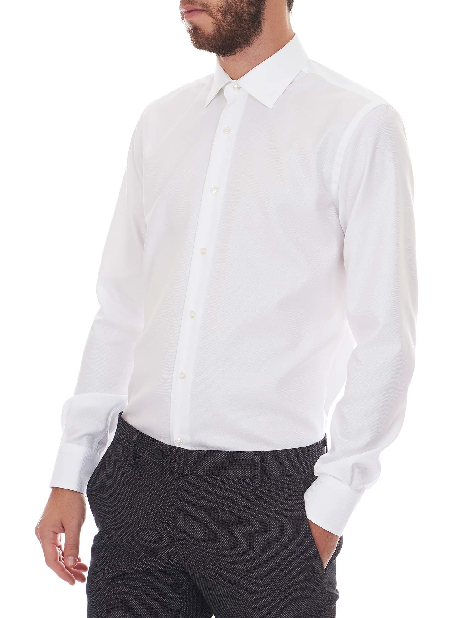 Classic white shirt with high-quality cotton fabric