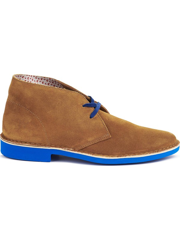 I wear clothes solid Too Wally Walker - Beige suede chukka with blue laces