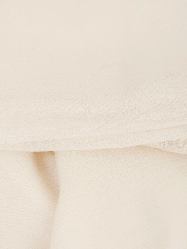 Off-White Scarf in Pure Cashmere