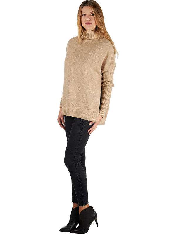 Ūla: Beige Merino Wool Sweater
