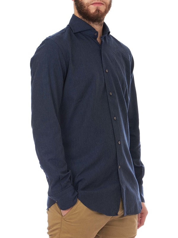 Men's flannel shirt in blue color - The Sartorialist